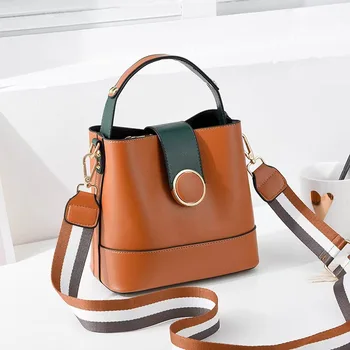 Весна /лето 2023 Новая модная сумка-мешок Простая сумочка с широким плечевым ремнем Женская сумка через плечо