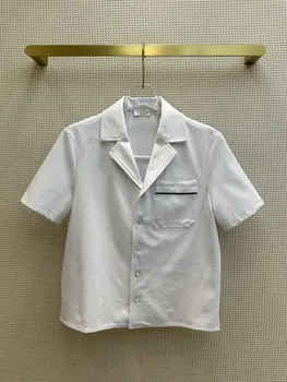 Дизайн нагрудного кармана маленькой рубашки с лацканами, повседневный темперамент, все с ветром, простое и богатое