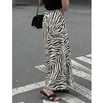 Летом 2022 года новая корейская юбка Zebra с заниженной талией
