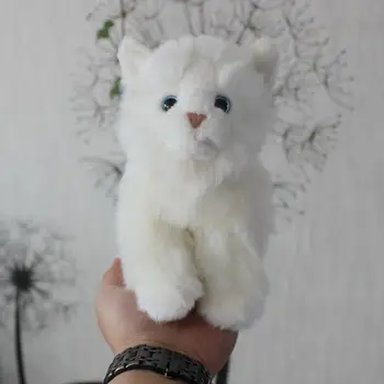милая плюшевая игрушка кошка высококачественная белая сидящая на корточках кукла кошка подарок на день рождения около 20 см h2991